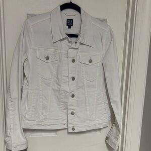 GAP Women's Cropped Classic White Jean Jacket